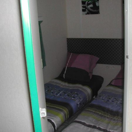 Mobil Home Dordogne Mouzens  ภายนอก รูปภาพ