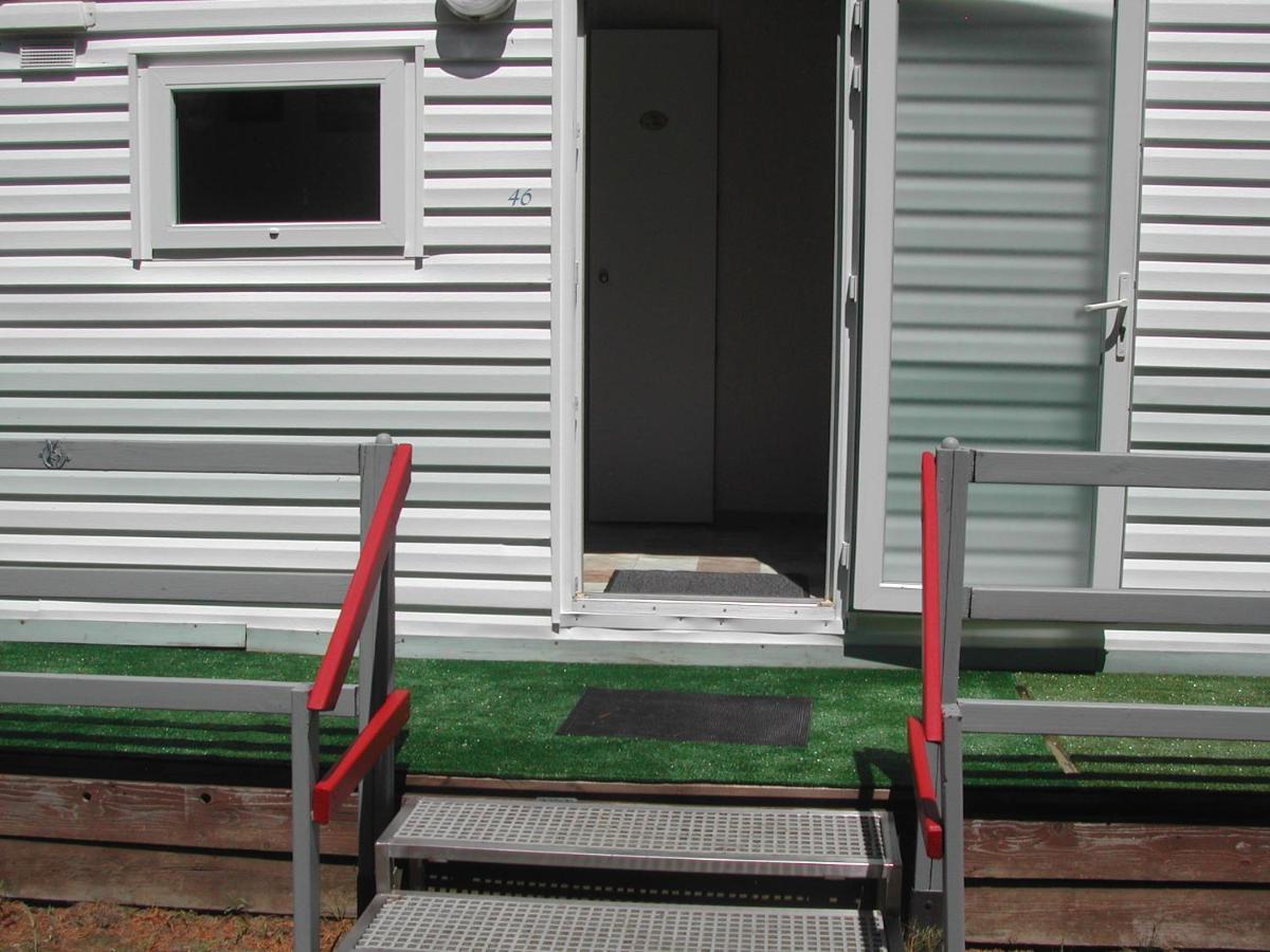 Mobil Home Dordogne Mouzens  ภายนอก รูปภาพ